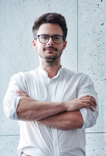 portrait-of-confident-businessman-2022-11-06-23-13-08-utc-e1668569423302.jpg